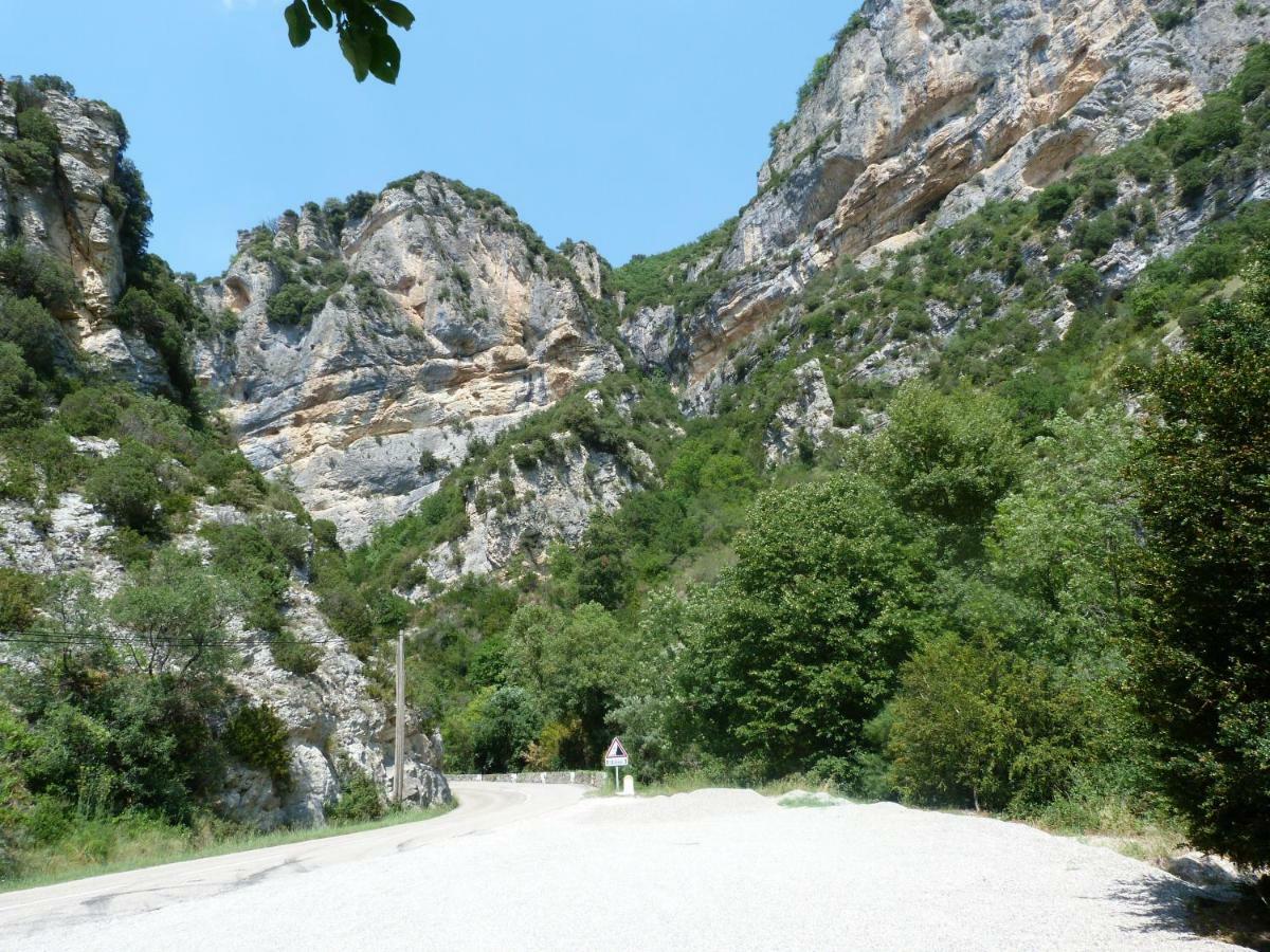La Clairiere Villa Pierrelongue ภายนอก รูปภาพ